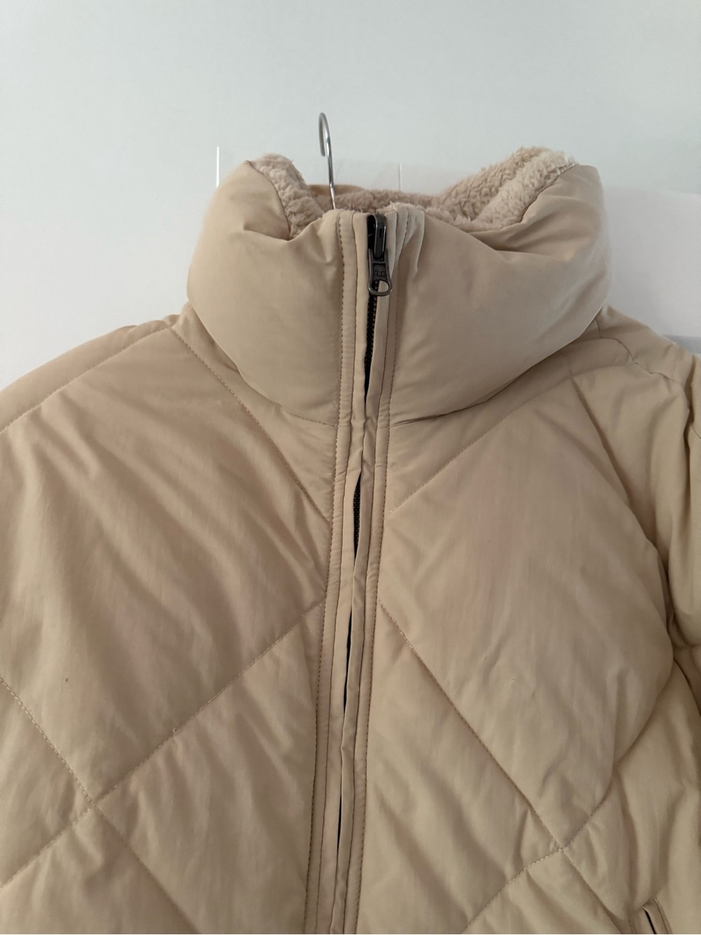 Reversible Quilted Puffer Jacket - Picture 3 of 4